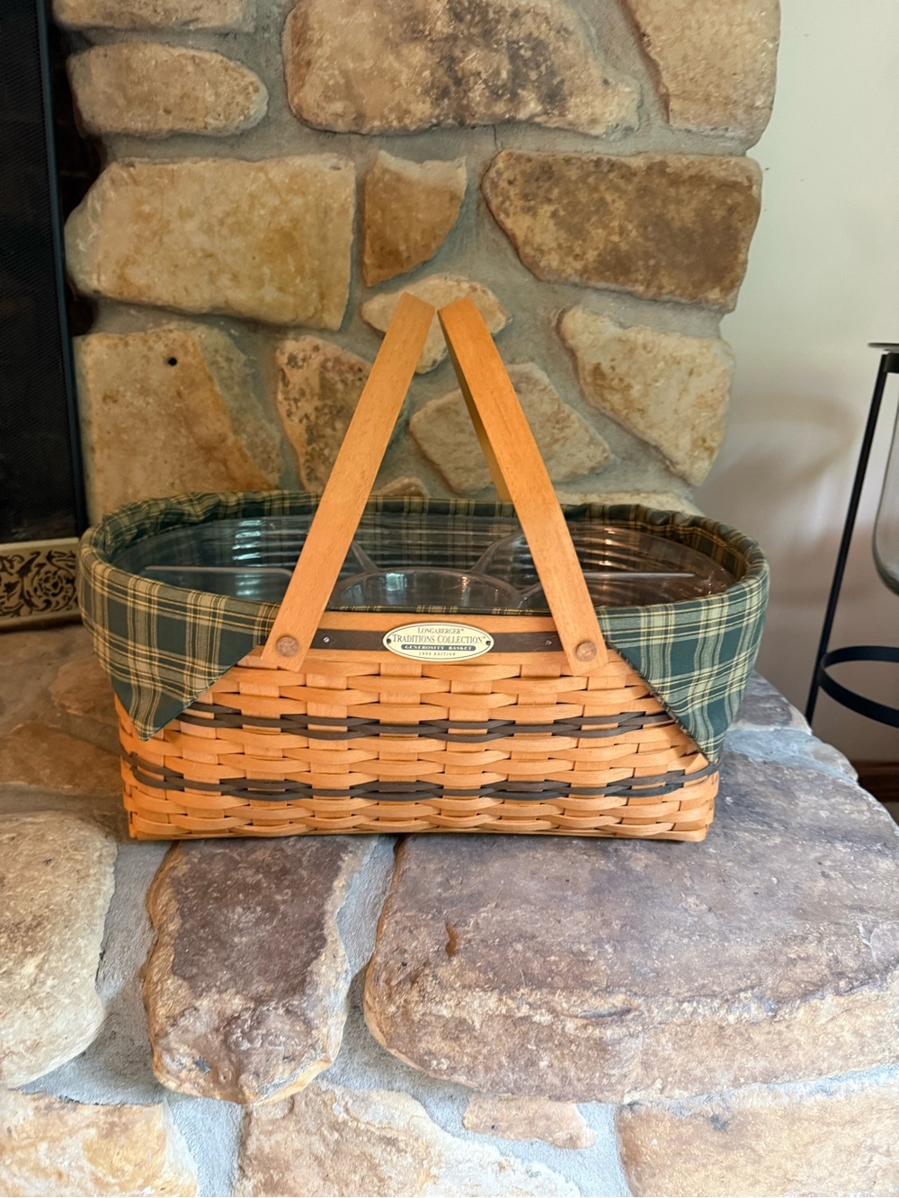 Longaberger Traditions Collection Generosity Basket with Double Protector 1999